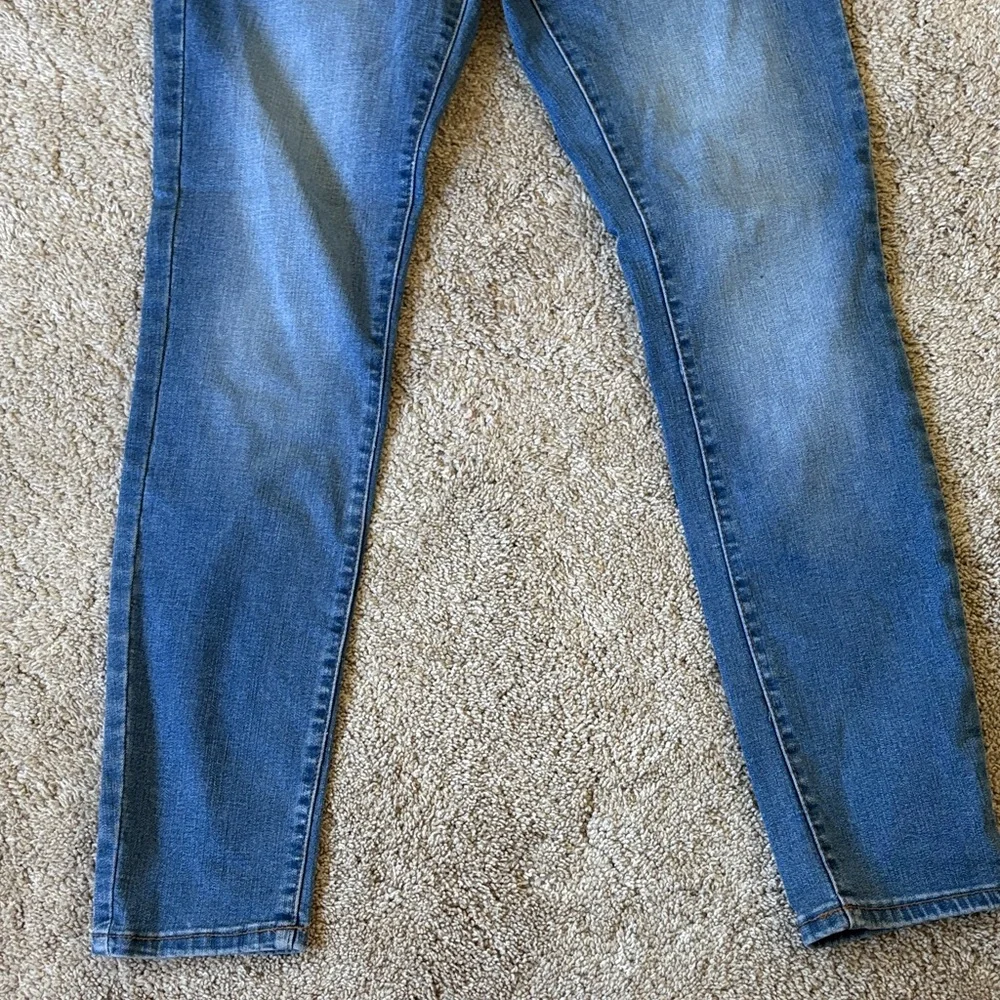 Aeropostale Women's Blue Low Rise Skinny Jeans - Picture 3 of 4
